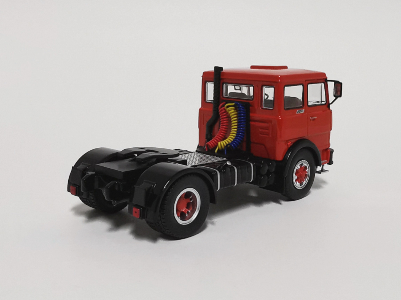 Fiat 619 N1 (1980) zezadu